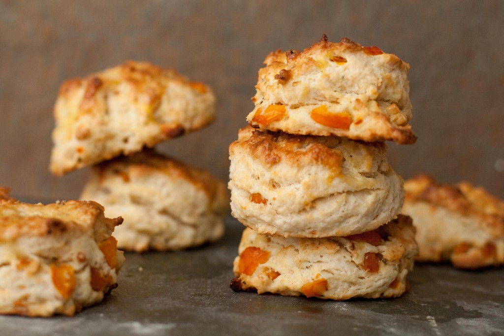 feta and roasted pepper biscuits